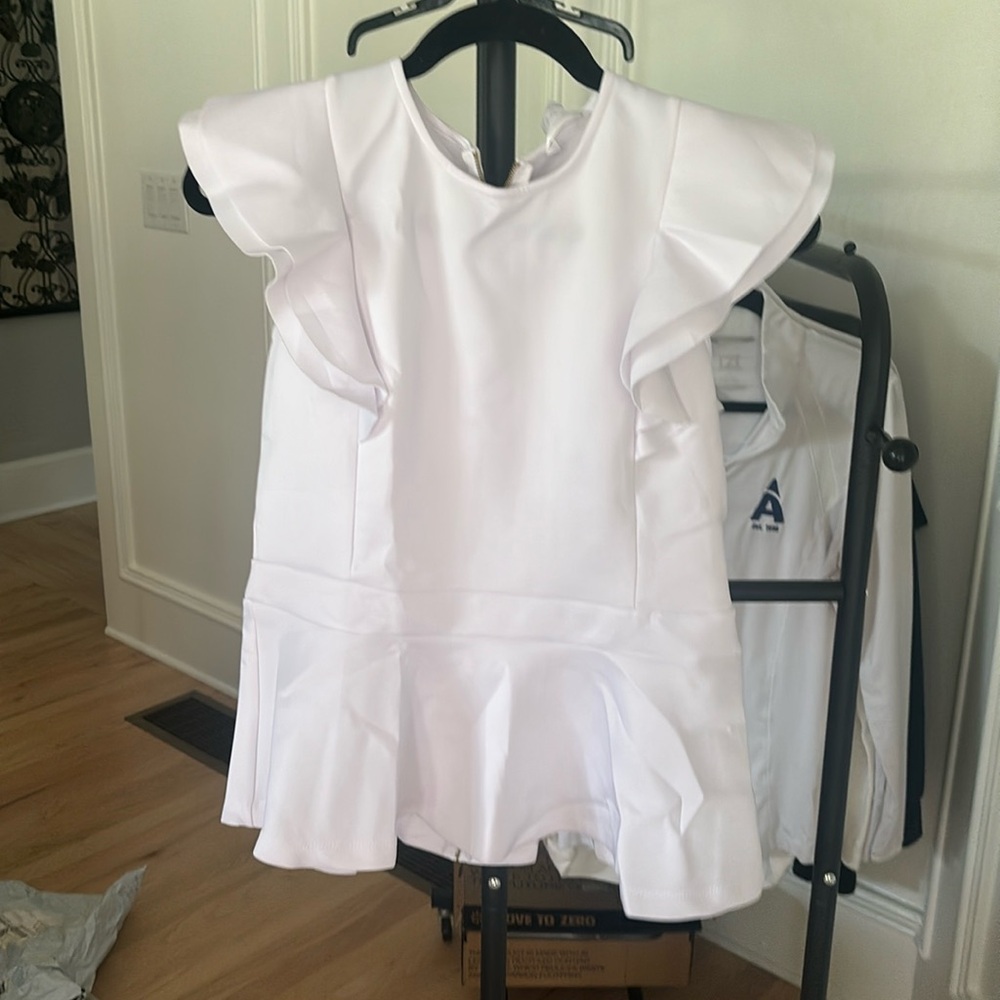 Venus new/never worn white peplum top w/ full gold back zip. Beautiful fit! - Picture 2 of 3